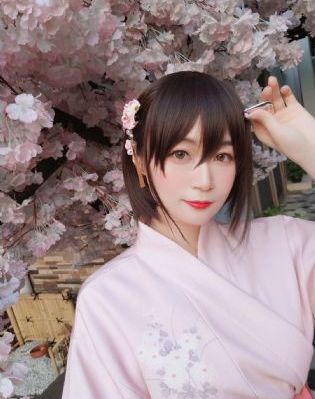 诱人的女秘书